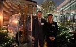 L’ambassadeur Roberto Balzaretti et la directrice de Suisse Tourisme France Alexa Chessex lors de l’évènement «Suisse Perchée».